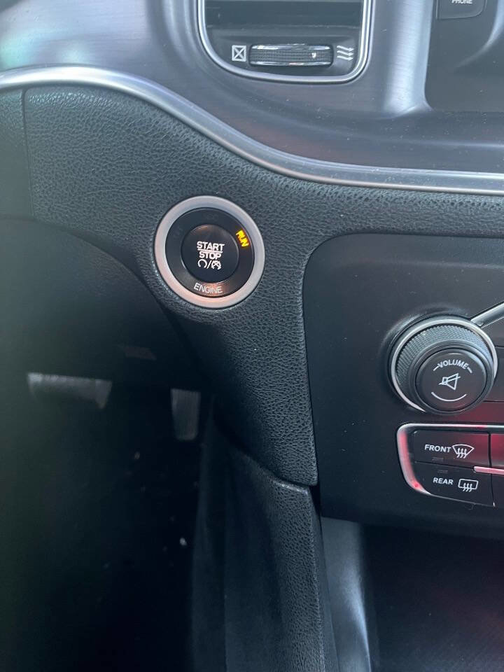 Used 2016 Dodge Charger SE w/ Popular Equipment Group image 14