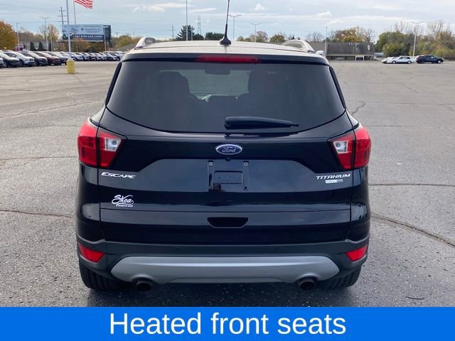 Used 2019 Ford Escape Titanium image 4