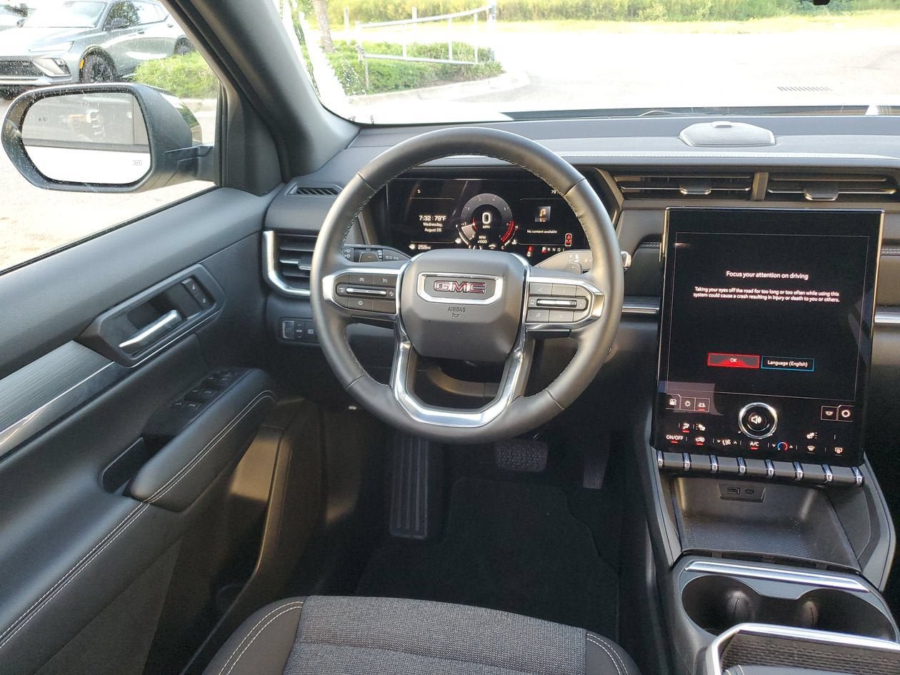 New 2026 GMC Terrain Elevation FWD image 13