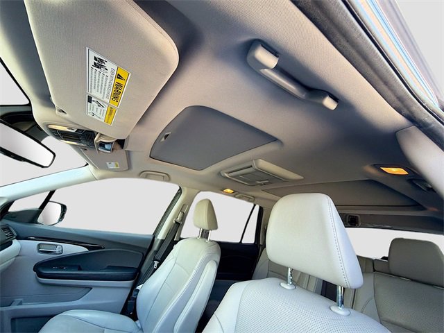 Used 2018 Honda Pilot Elite image 28