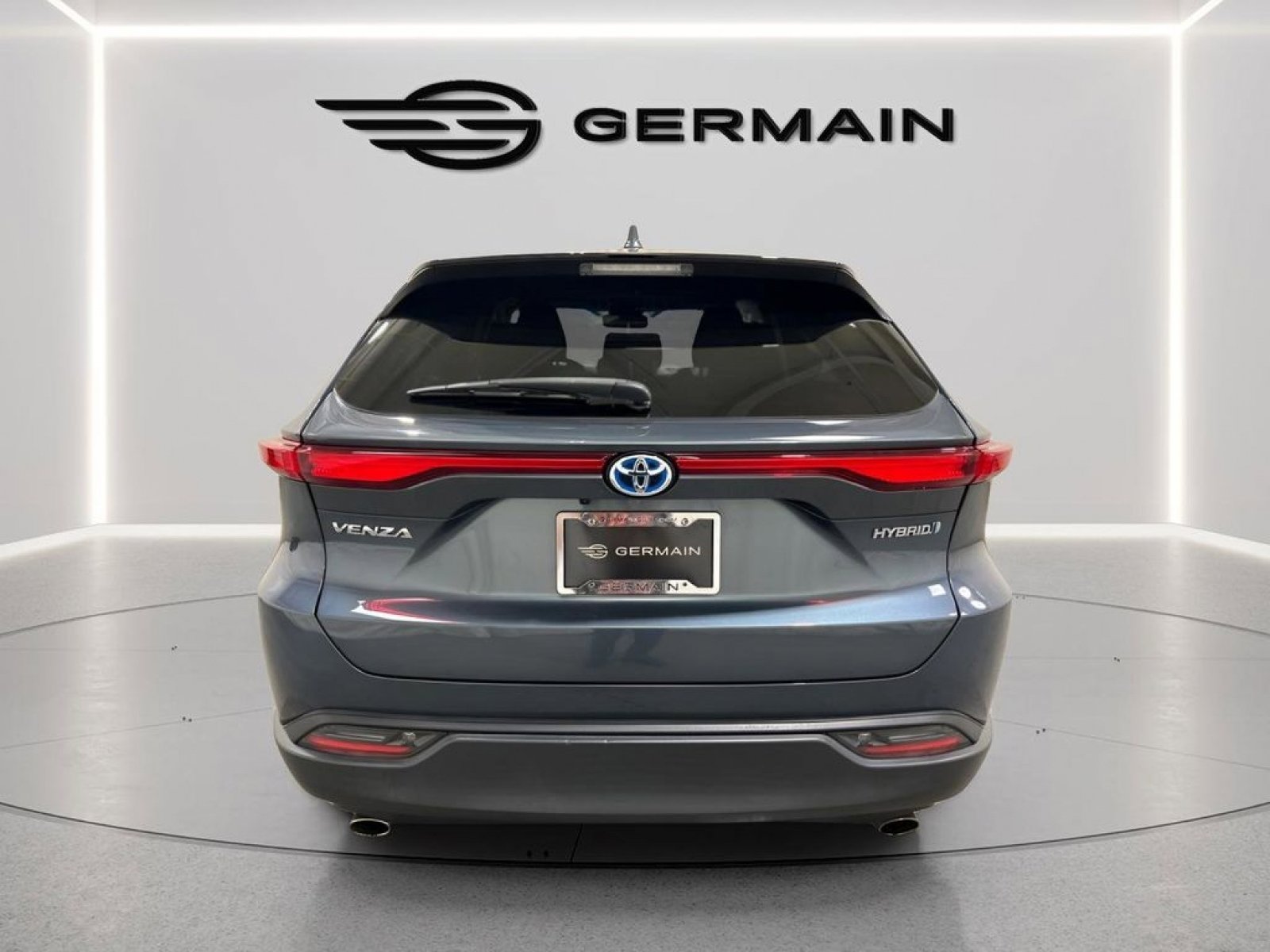 Used 2021 Toyota Venza LE AWD/4WD image 6