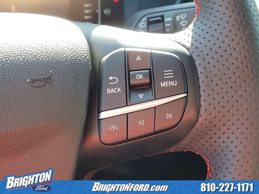 Certified 2023 Ford Escape ST-Line w/ Tech Pack #1 AWD/4WD image 21