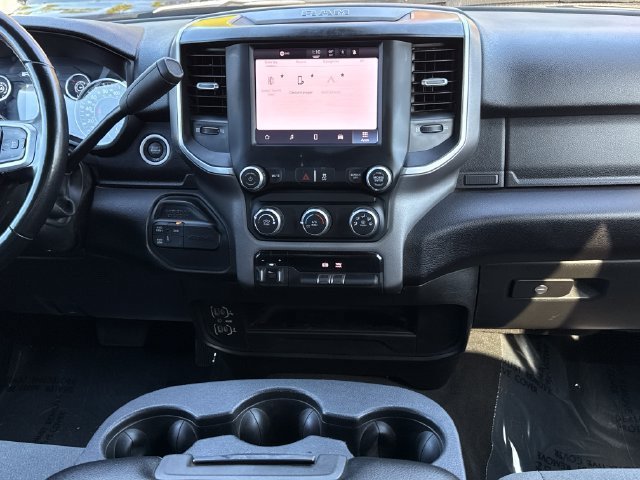 Used 2024 RAM 2500 Big Horn AWD/4WD image 11