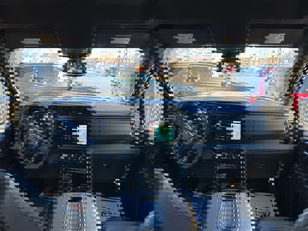 Used 2022 GMC Sierra 1500 AT4 w/ AT4 Preferred Package video 2