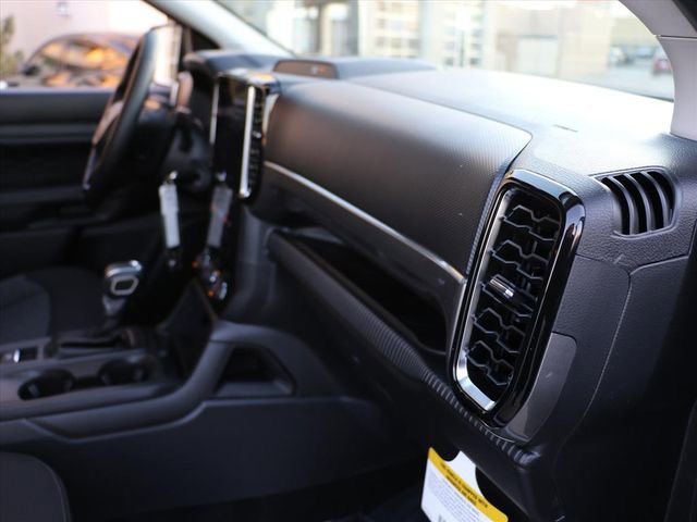 New 2026 Ford Ranger XLT w/ Equipment Group 301A High image 13