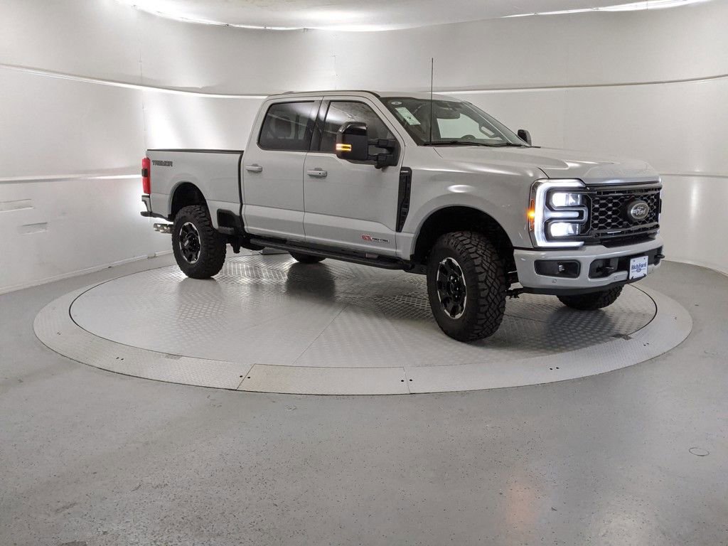 New 2025 Ford F250 Lariat w/ Lariat Ultimate Package