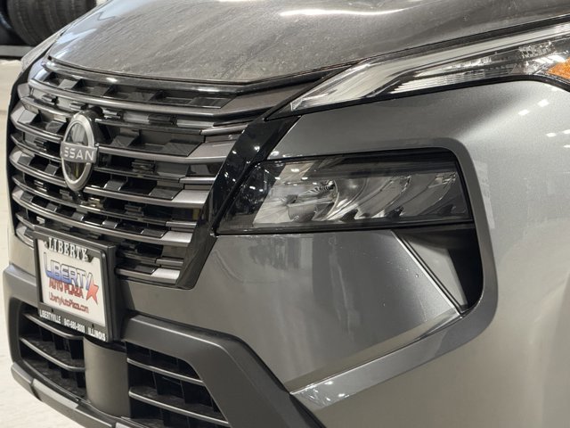 New 2026 Nissan Rogue S image 19