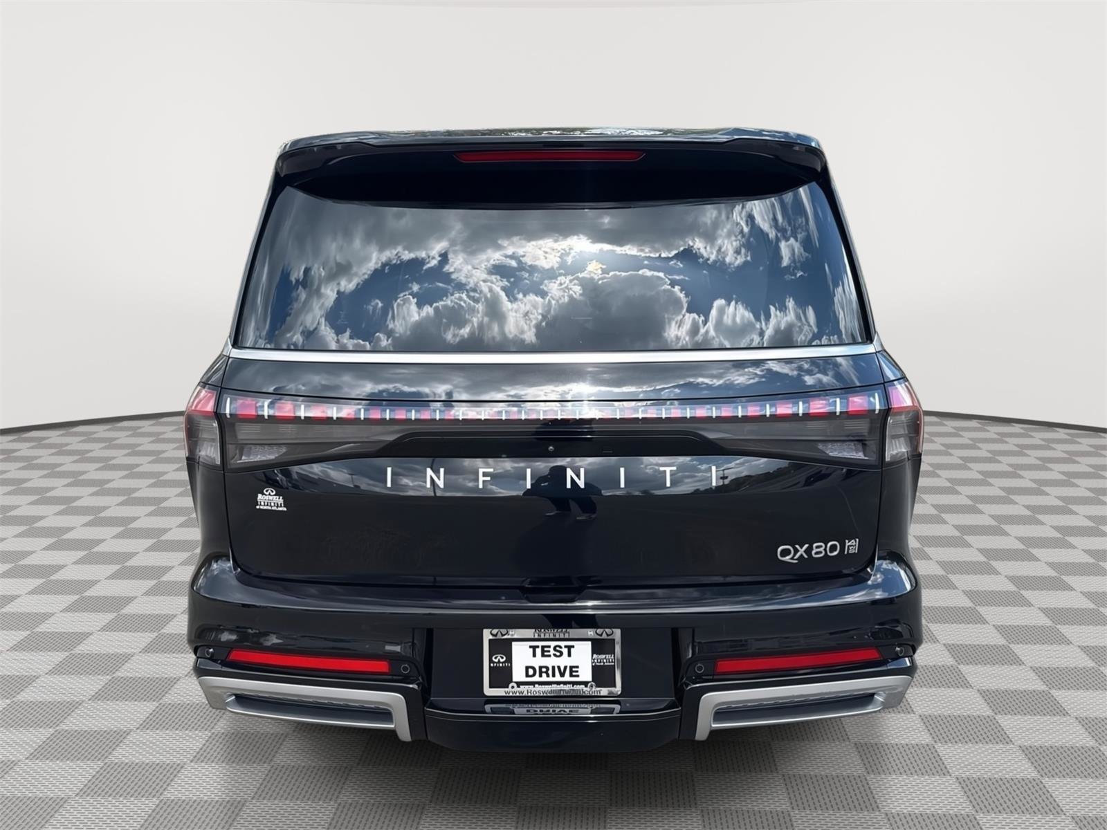 Certified 2025 INFINITI QX80 Sensory AWD/4WD image 6