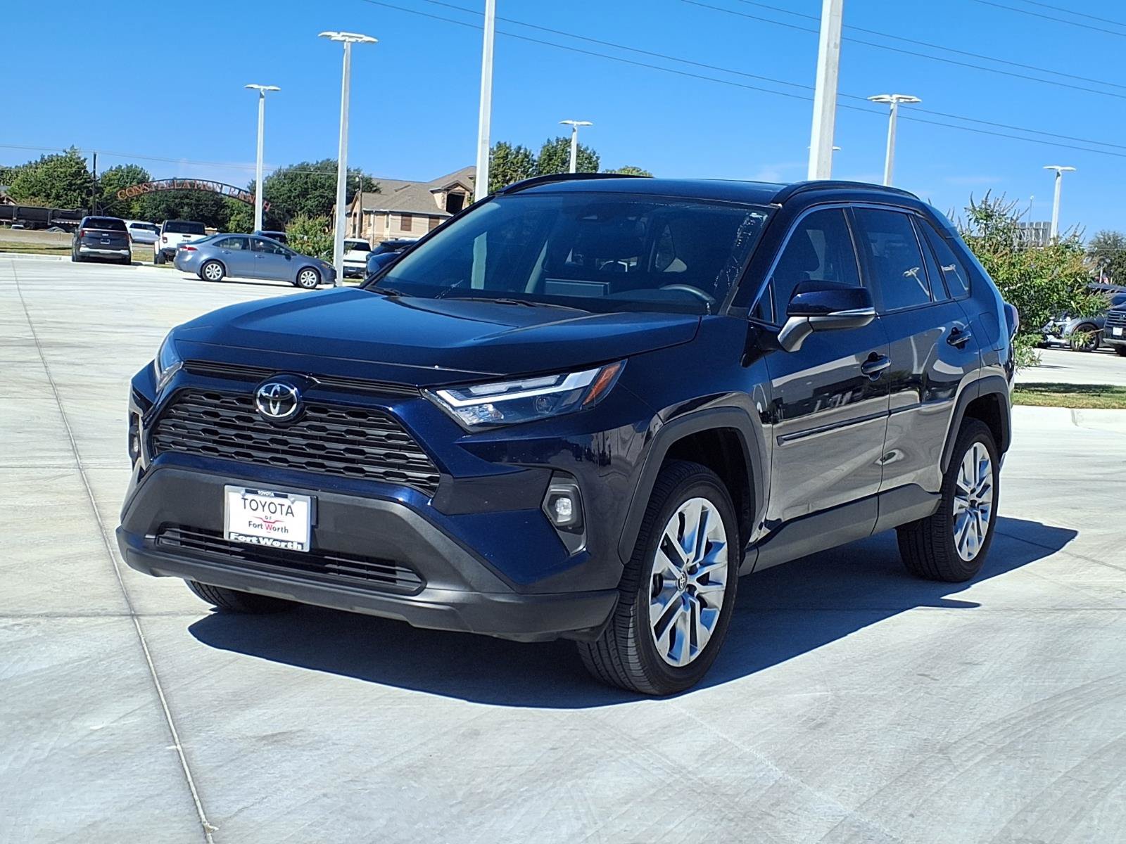 Used 2025 Toyota RAV4 XLE Premium FWD image 3
