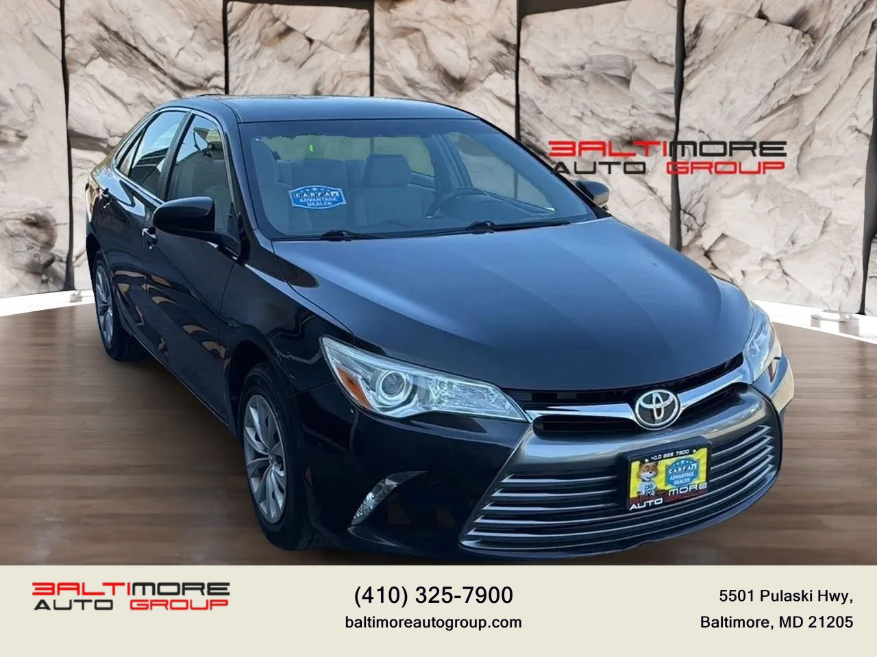Used 2017 Toyota Camry LE image 3