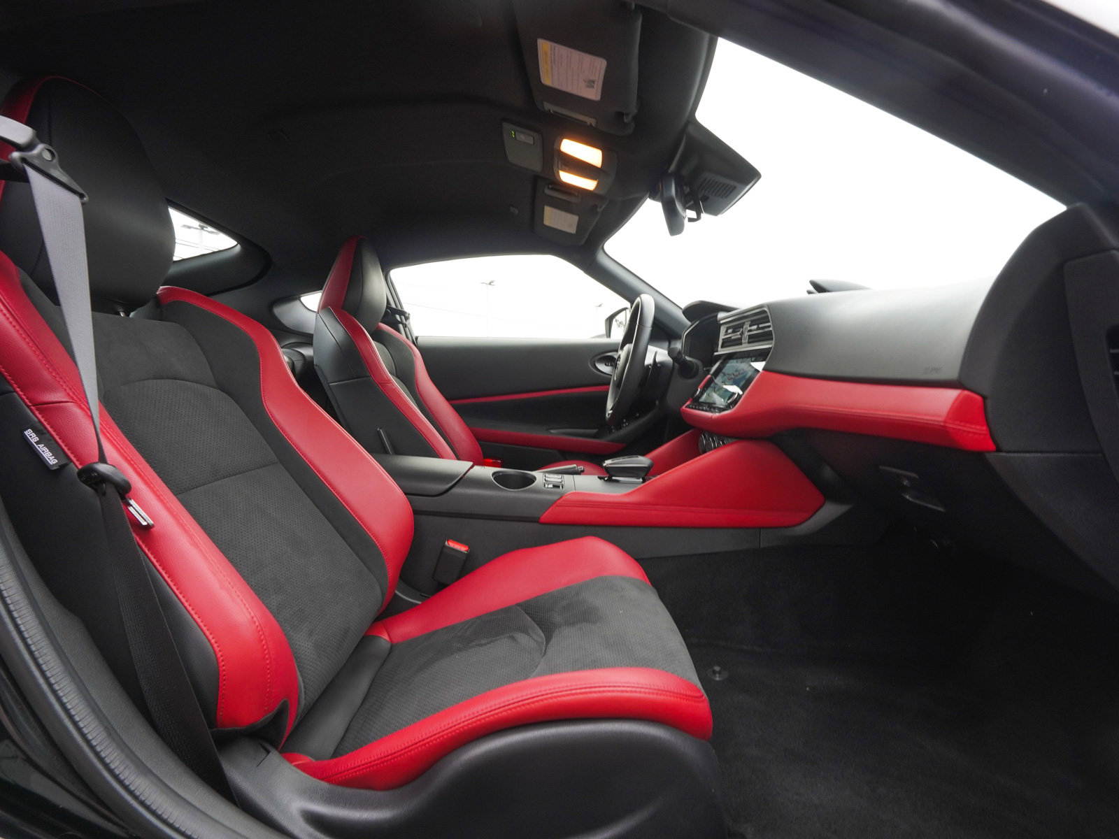 Used 2025 Nissan Z Performance w/ Floor Mat Package image 31