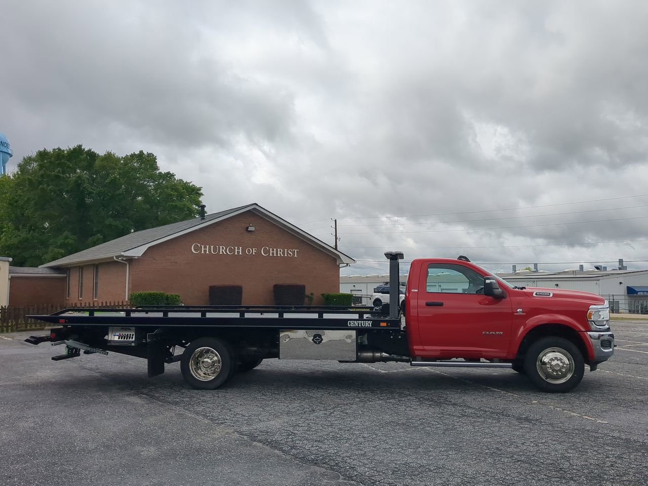 New 2024 RAM 5500 SLT w/ Quick Order Package 2YG SLT RWD image 2
