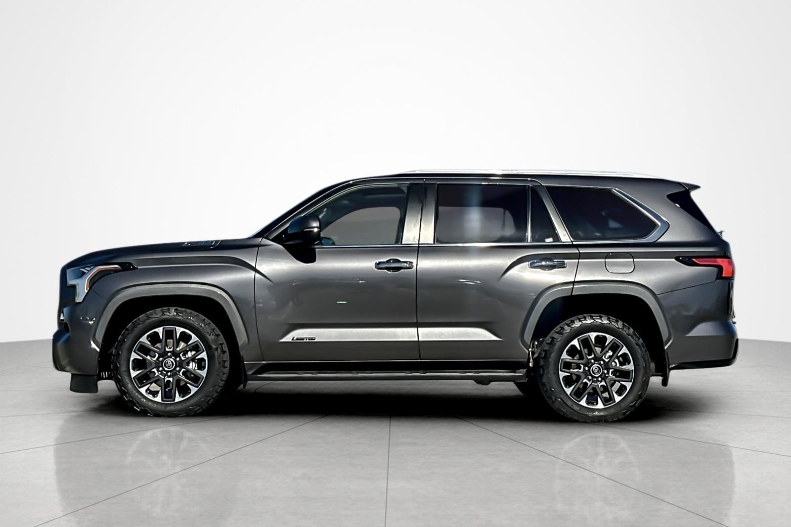 Certified 2024 Toyota Sequoia Limited image 2