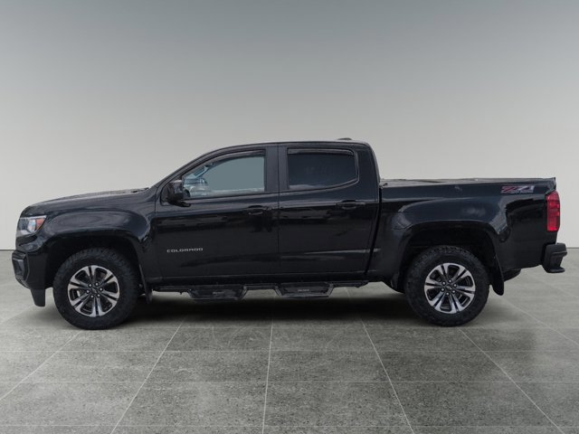 Used 2021 Chevrolet Colorado Z71 AWD/4WD image 2