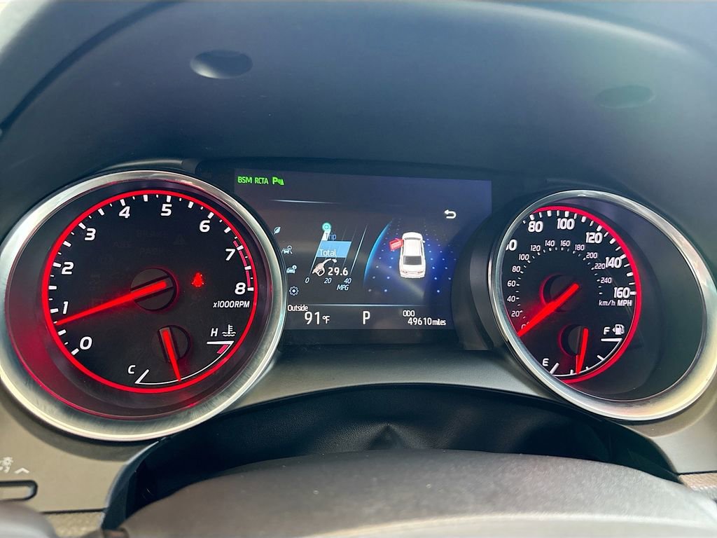 Certified 2018 Toyota Camry XSE FWD image 33