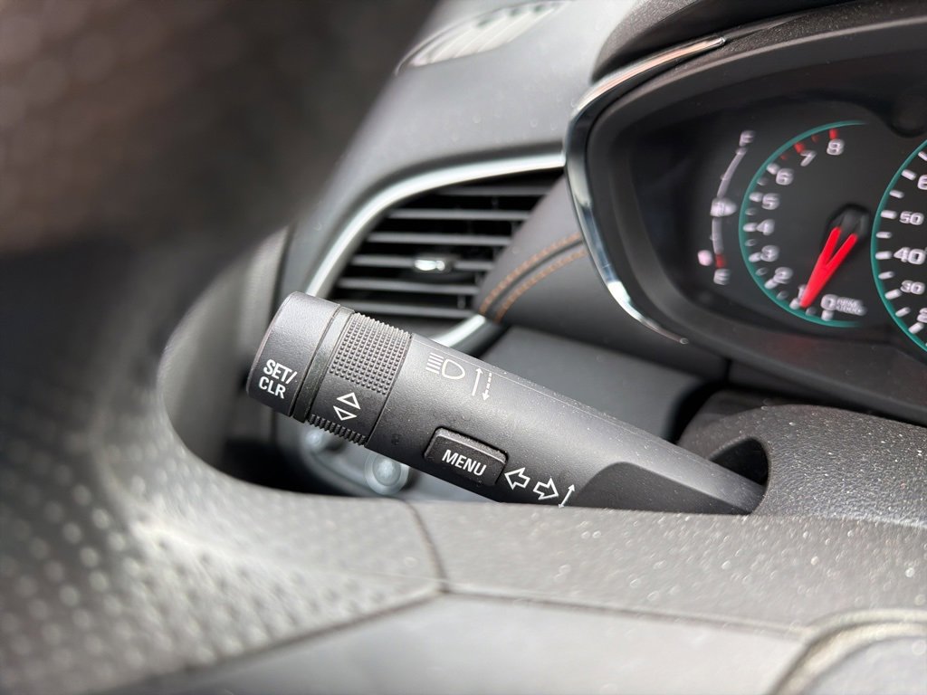 Certified 2022 Chevrolet Trax LS w/ Tint and Cruise Package image 27