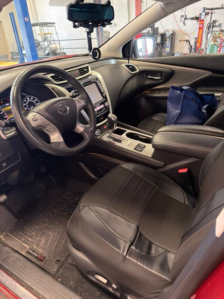 Used 2018 Nissan Murano SL w/ Moonroof Package AWD/4WD image 2