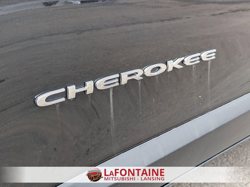 Used 2014 Jeep Cherokee Latitude image 10