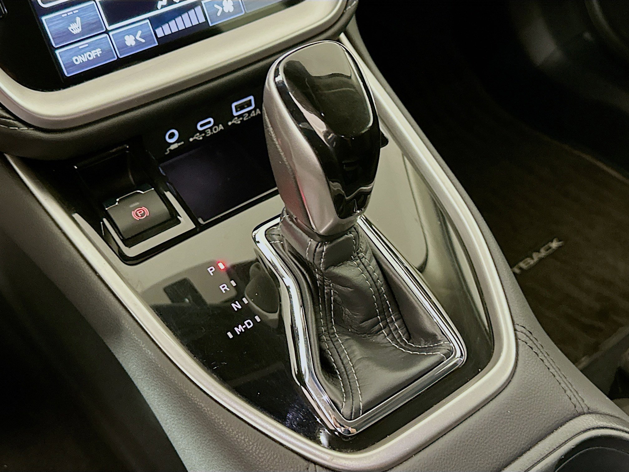 Used 2025 Subaru Outback Premium AWD/4WD image 24