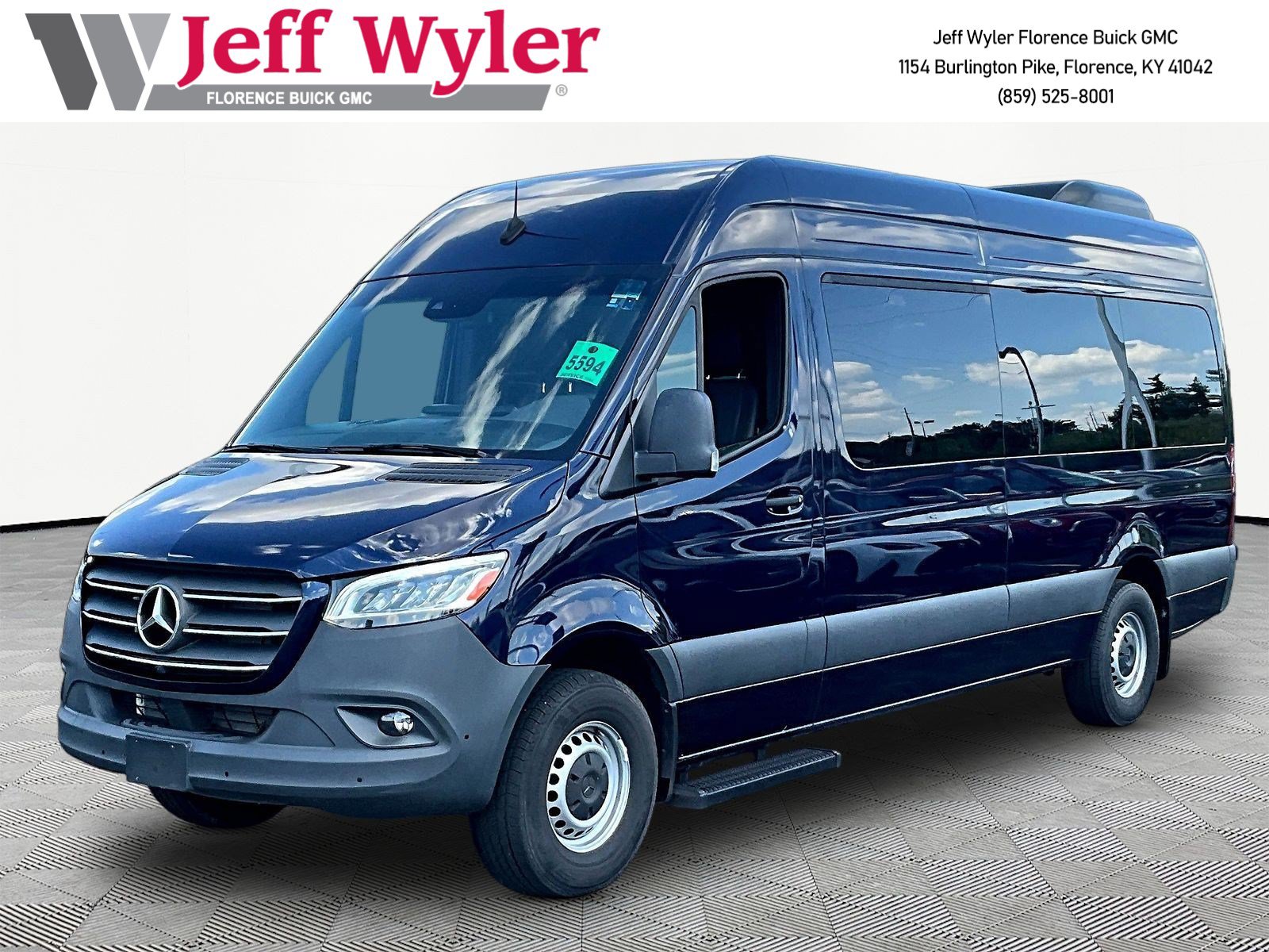 Used 2024 Mercedes-Benz Sprinter 2500 image 1