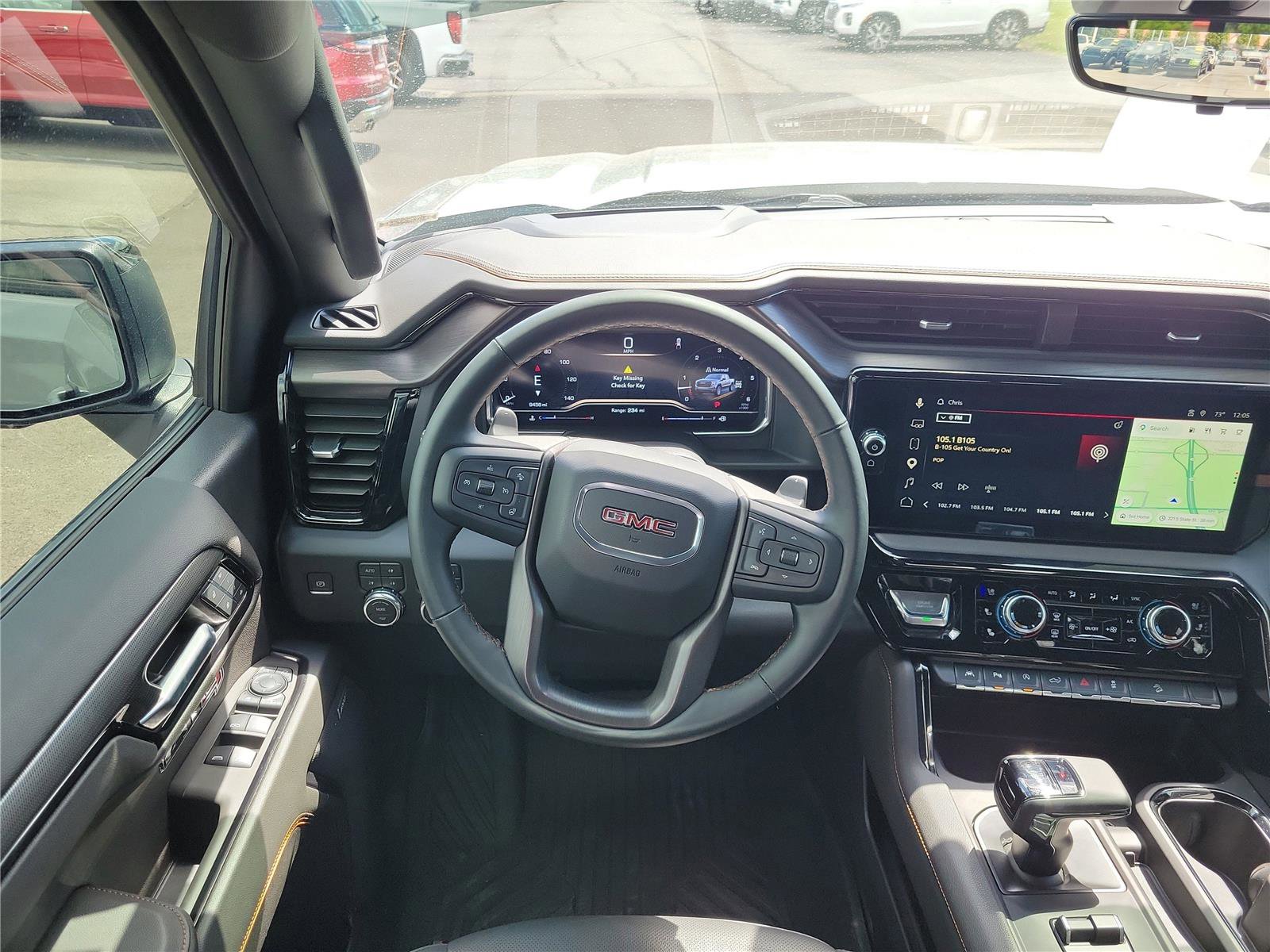 Used 2025 GMC Sierra 1500 AT4 w/ Technology Package AWD/4WD image 10