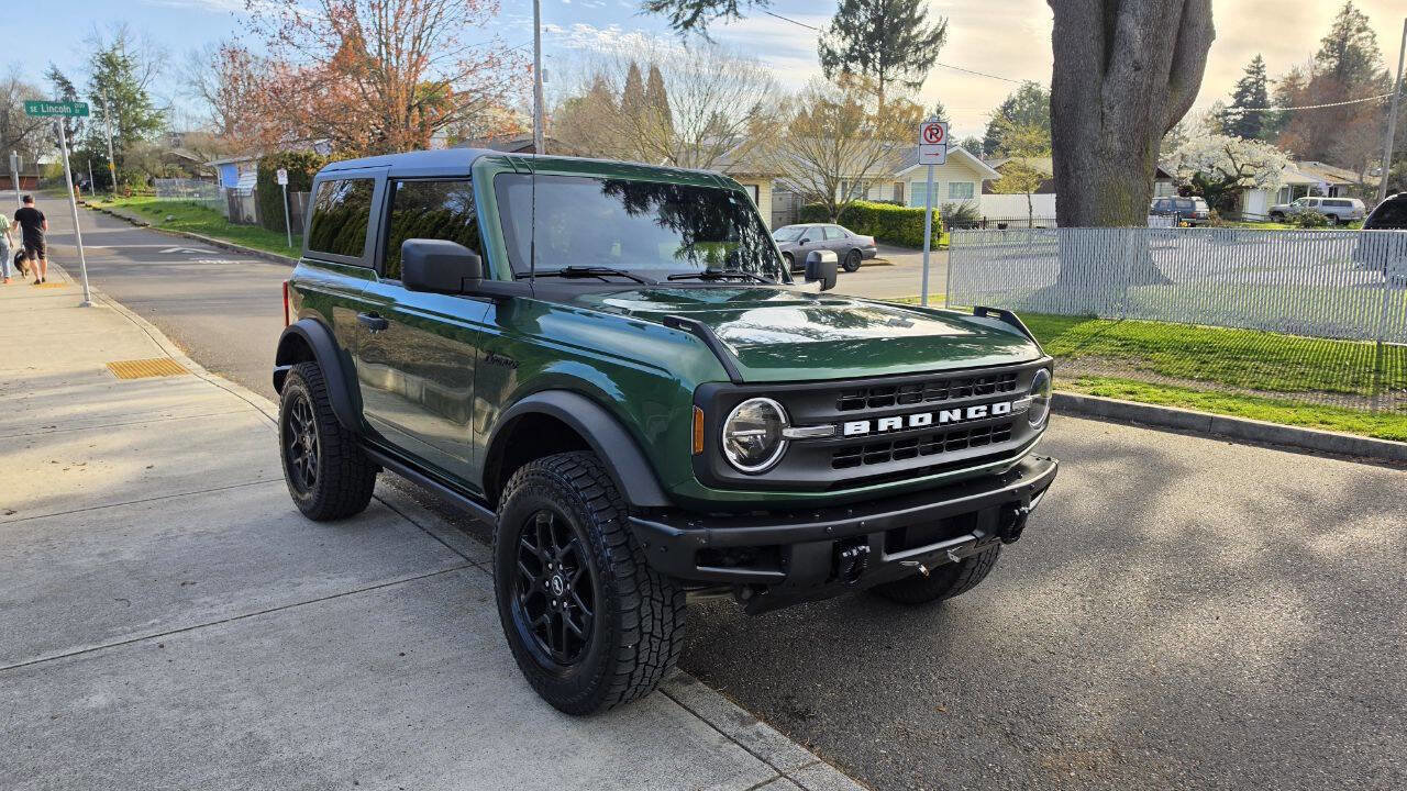 Used 2022 Ford Bronco Black Diamond AWD/4WD image 3