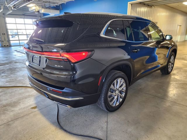 Used 2025 Buick Enclave Preferred image 4