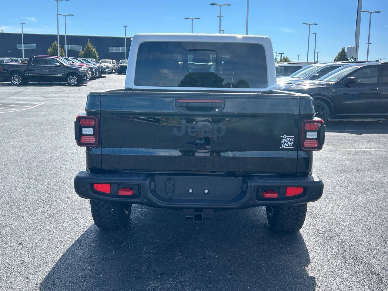 New 2027 Jeep Gladiator Rubicon AWD/4WD image 4