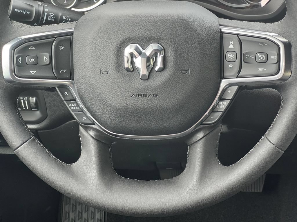 New 2027 RAM 1500 Laramie w/ Night Edition AWD/4WD image 17