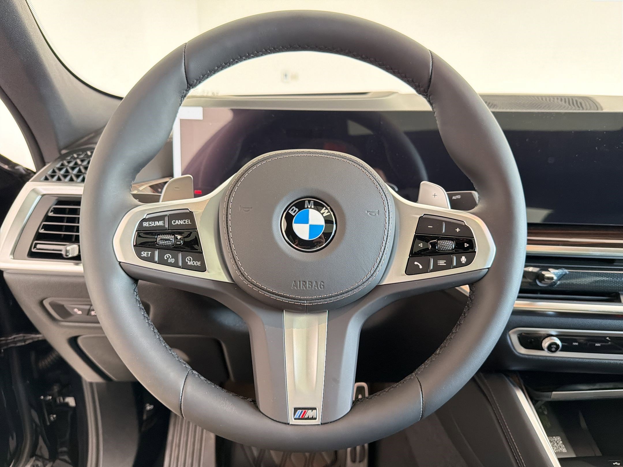 New 2026 BMW X6 xDrive40i image 18