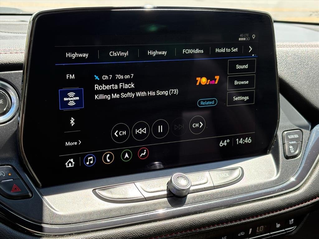 Used 2025 Chevrolet Blazer RS w/ Enhanced Convenience Package AWD/4WD image 9
