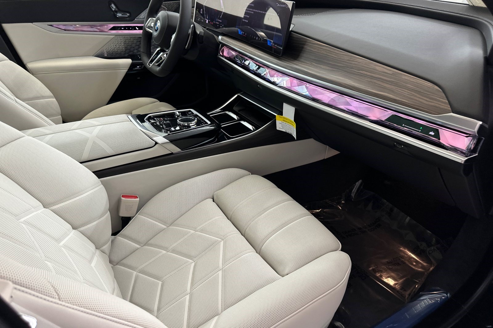 New 2026 BMW 760i xDrive w/ Executive Package AWD/4WD image 27