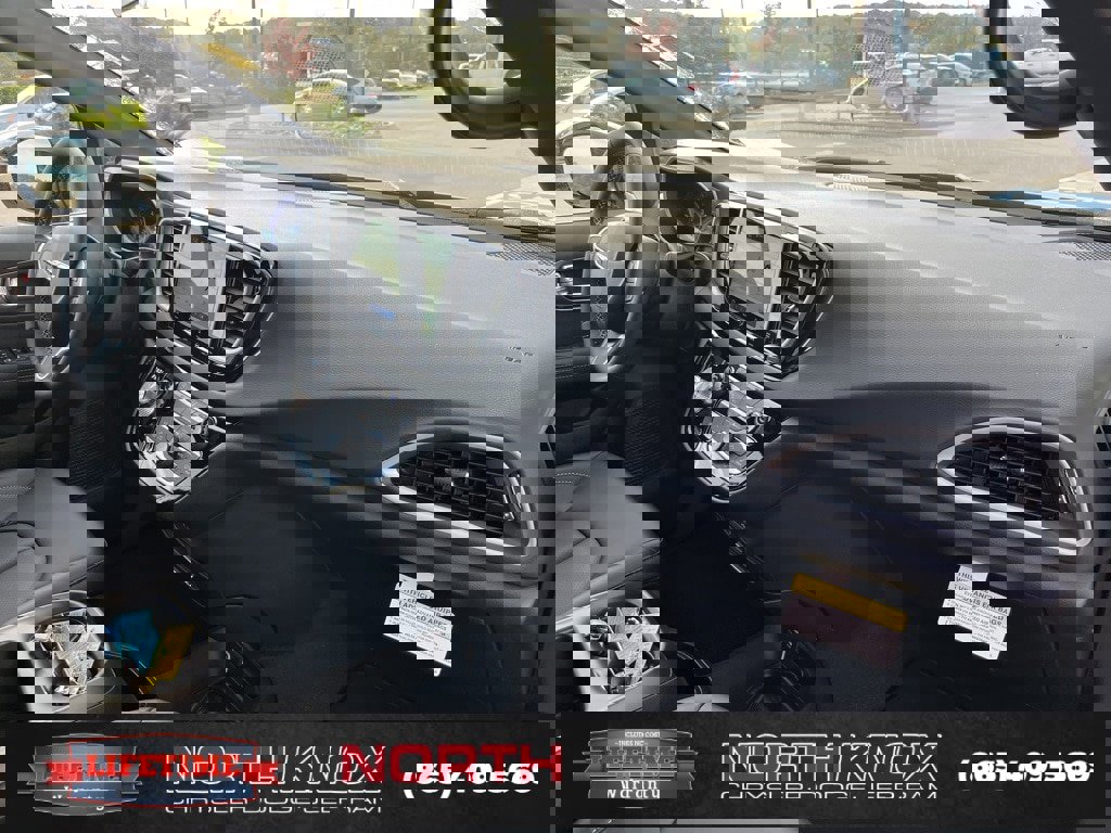 New 2026 Chrysler Voyager LX image 31