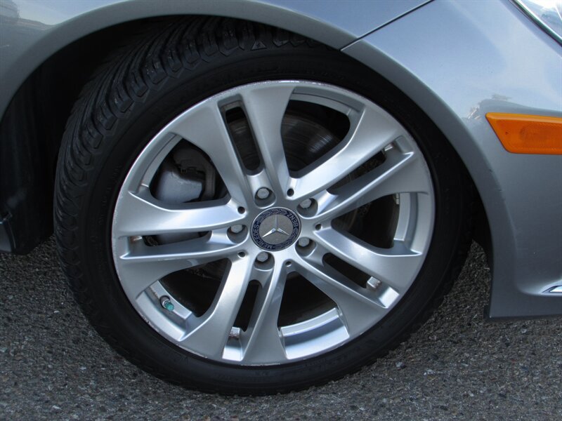 Used 2012 Mercedes-Benz C 250 Sedan image 31