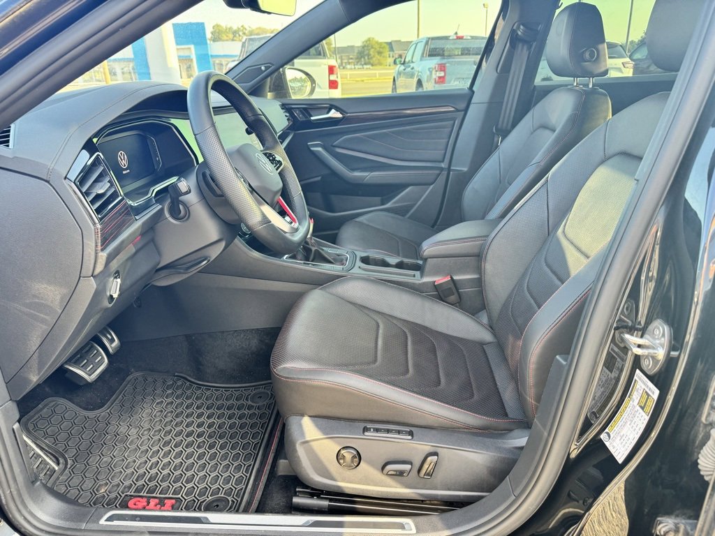 Used 2024 Volkswagen Jetta GLI Autobahn w/ GLI Black Package image 15