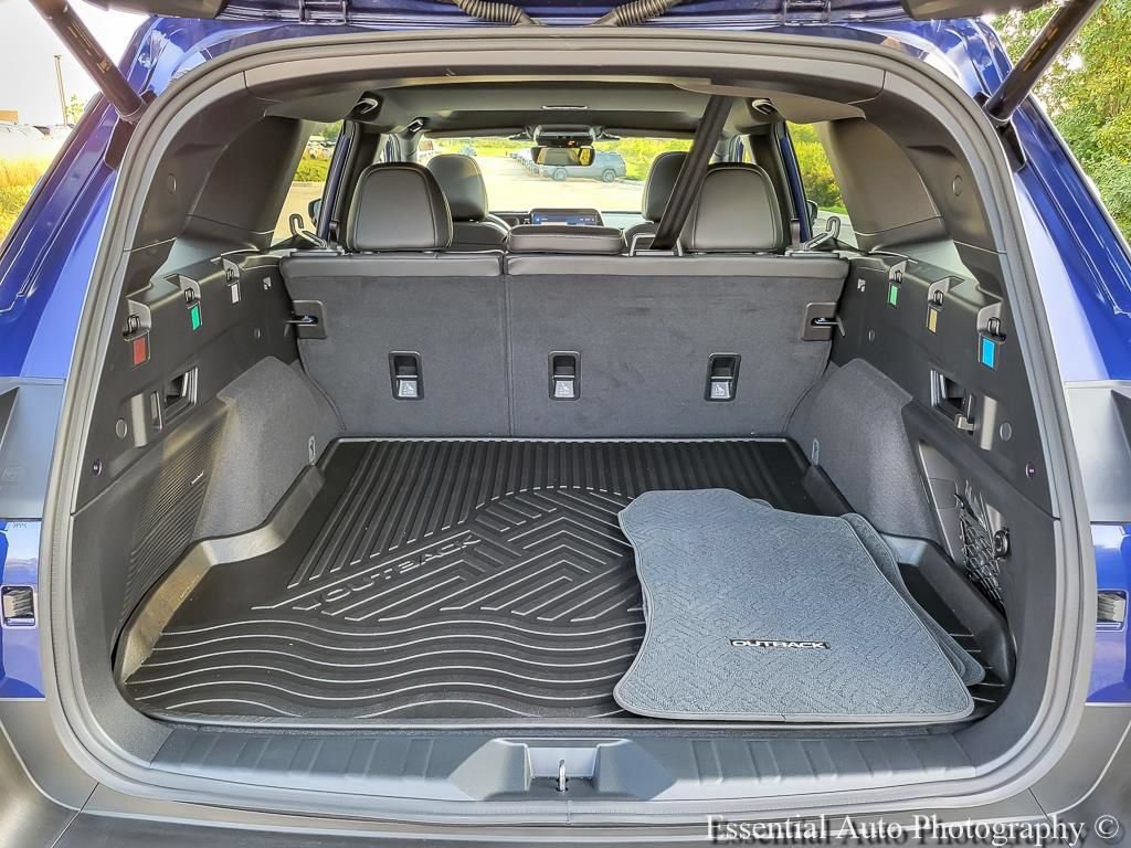 Certified 2026 Subaru Outback Limited AWD/4WD image 28