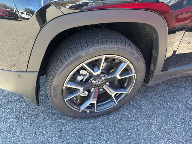 New 2026 Jeep Cherokee Overland w/ Advanced Pro Tech Group AWD/4WD image 7