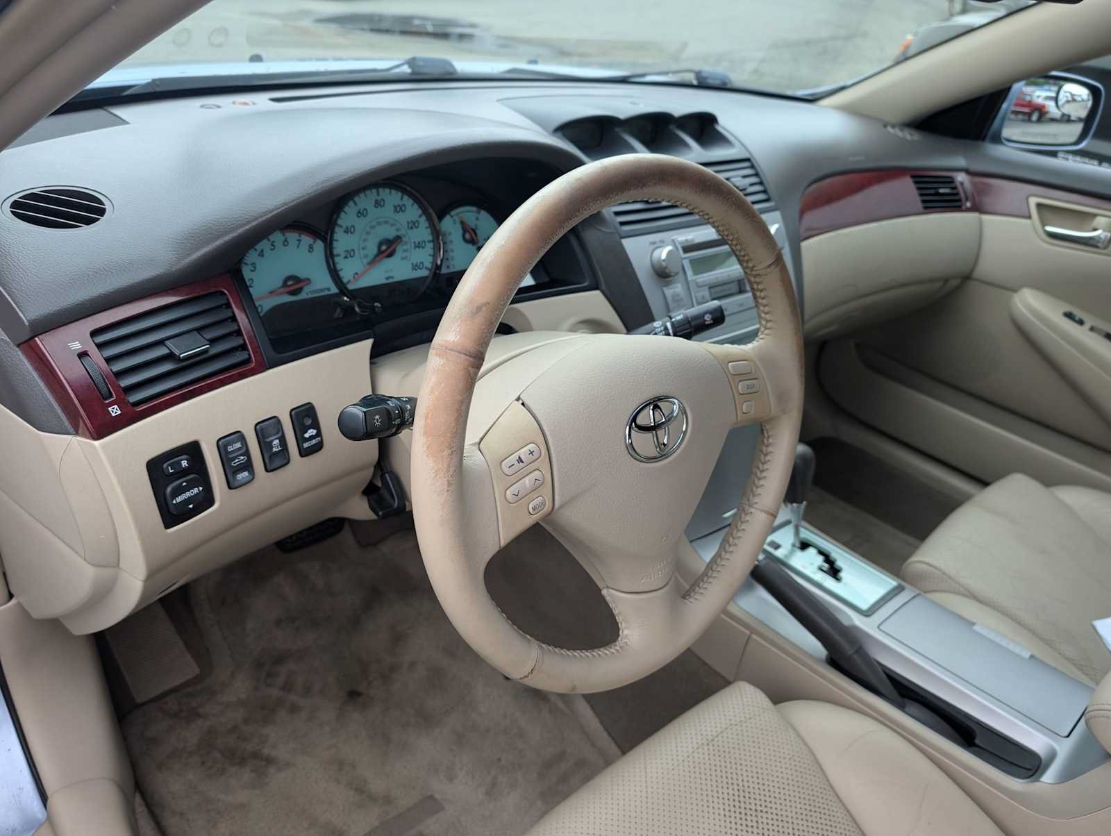 Used 2005 Toyota Solara SLE FWD image 12
