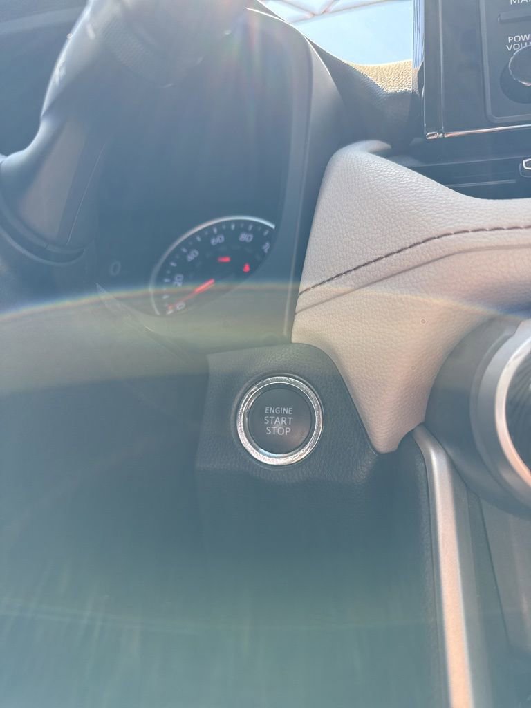 Used 2020 Toyota RAV4 XLE Premium image 13