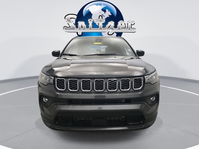 Used 2024 Jeep Compass Latitude image 5