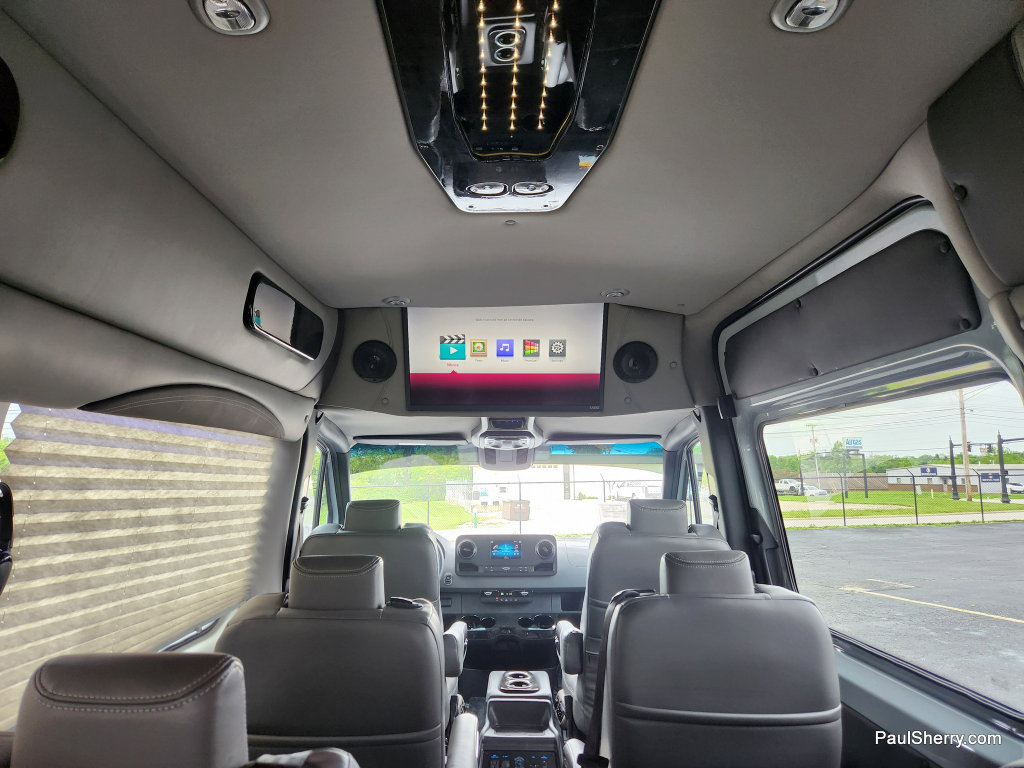 Used 2023 Mercedes-Benz Sprinter 2500 image 31