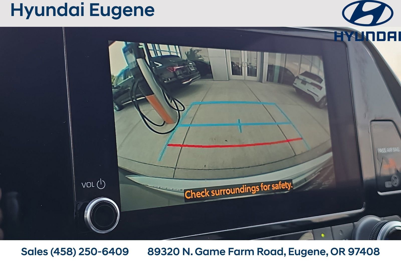 Used 2024 Toyota Highlander LE image 26