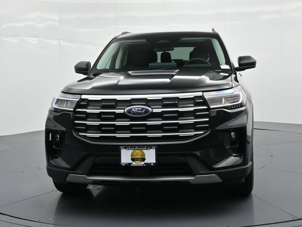 New 2026 Ford Explorer Active w/ Active Comfort Package AWD/4WD image 3