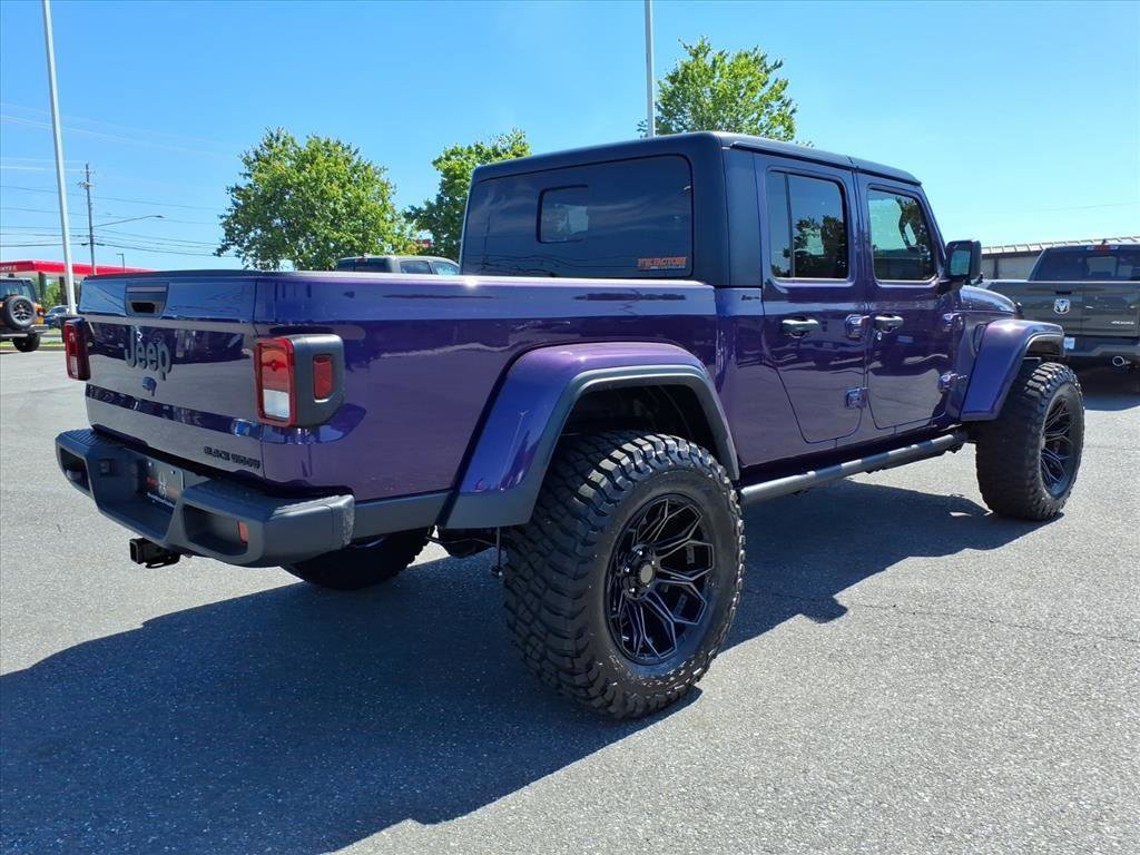 New 2026 Jeep Gladiator Sport AWD/4WD image 4