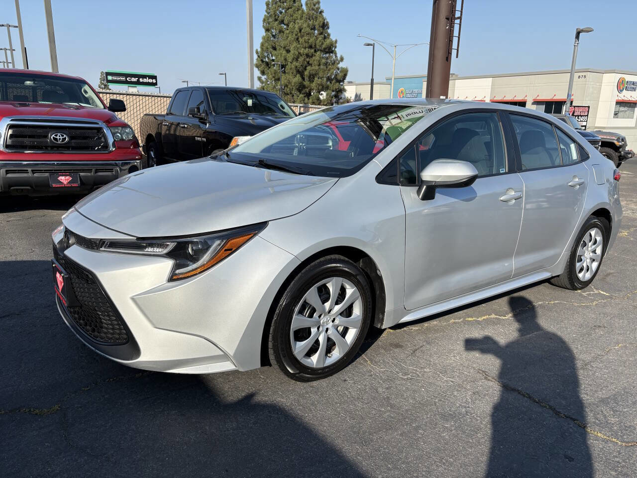 Used 2021 Toyota Corolla LE image 11