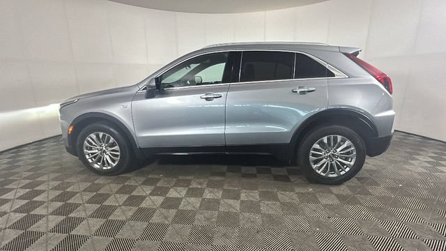 Used 2024 Cadillac XT4 Premium Luxury AWD/4WD image 5