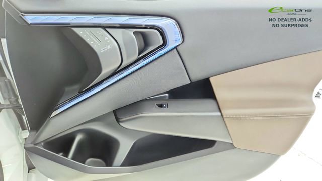 Used 2025 BMW X3 xDrive30i w/ Premium Package image 23