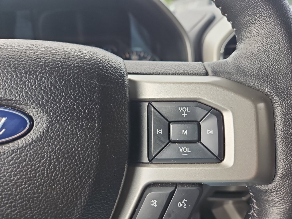 Used 2018 Ford F150 Lariat RWD image 19