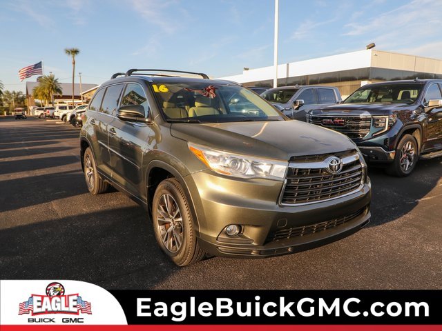 Used 2016 Toyota Highlander XLE
