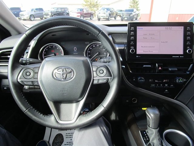 Used 2024 Toyota Camry XLE FWD image 19